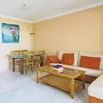 Cubo's Conde Rudi Pool&parking * Marbella