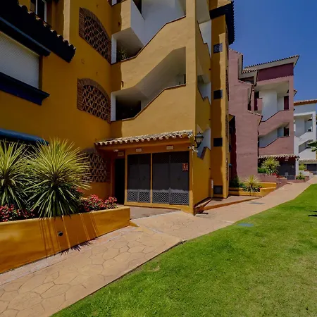 Cubo's Conde Rudi Pool&parking Διαμέρισμα *