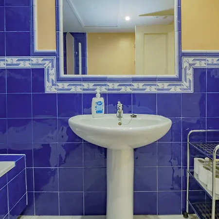 Cubo's Conde Rudi Pool&parking * Μαρμπέλλα