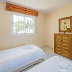 Cubo's Conde Rudi Pool&parking Apartment *
